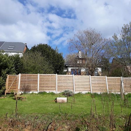 Maison Et Velos A Godinne Dans La Vallee De La Meuse Eksteriør bilde