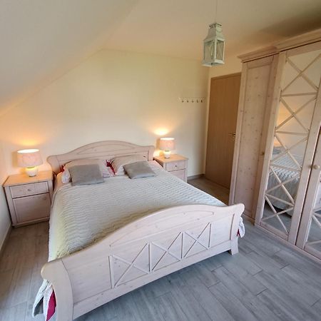 Maison Et Velos A Godinne Dans La Vallee De La Meuse Eksteriør bilde