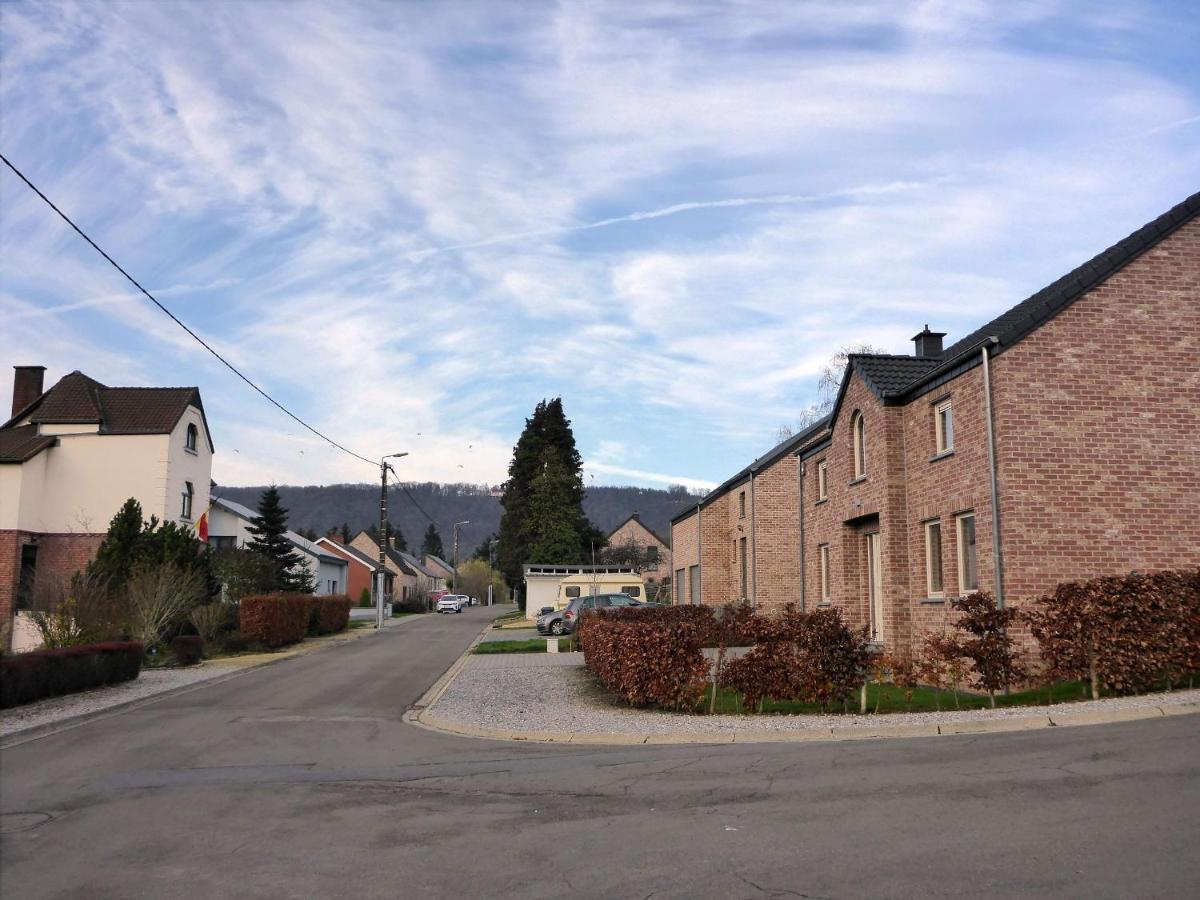 Maison Et Velos A Godinne Dans La Vallee De La Meuse Eksteriør bilde